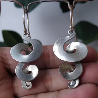 SilverLoom™ | Vintage Spiral Earrings