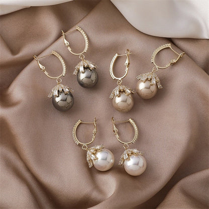 Malia™ | Pearl Drop Earrings